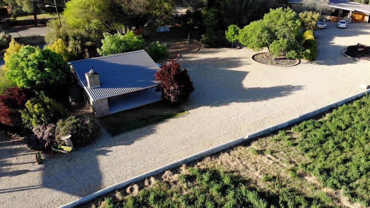 Tarantula Guest House Calvinia Екстер'єр фото