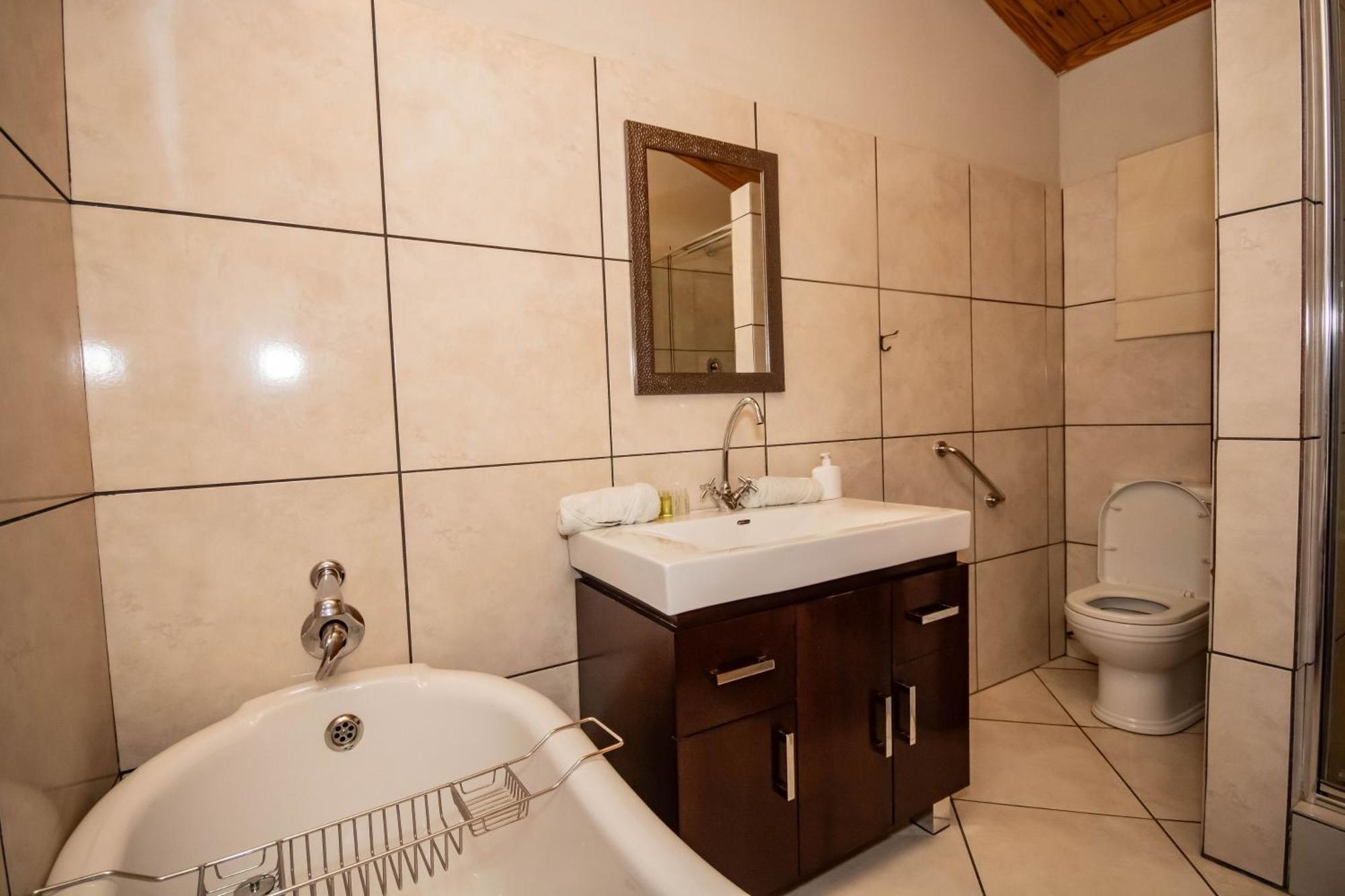 Tarantula Guest House Calvinia Екстер'єр фото